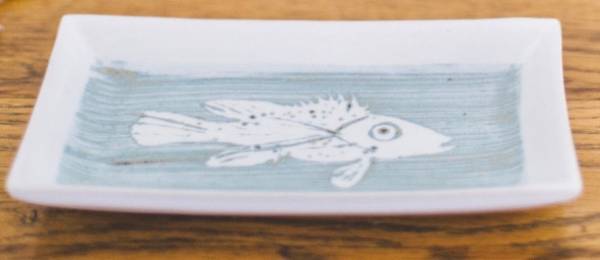 - a Ceramic by Tregear Pottery, measuring 10 x 20 cm (H x W) £26